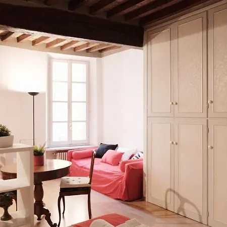 Apartment Monolocale Nel Centro Storico Parma