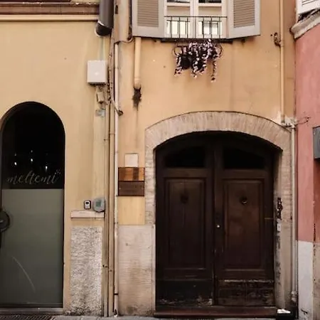 Monolocale Nel Centro Storico Apartment *